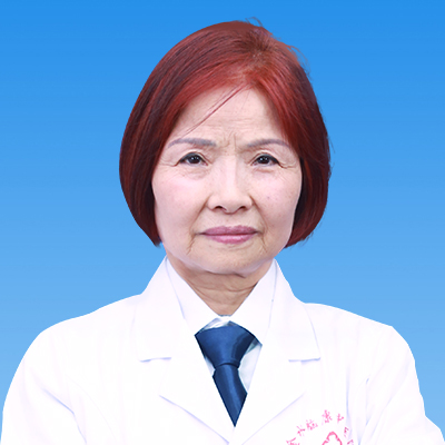 精神心理科主任朱玉